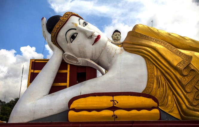 myanmar buddha statue