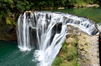 15 Most beautiful Waterfalls in Southeast Asia