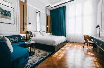 Top 8 Hotels for Family in Yangon