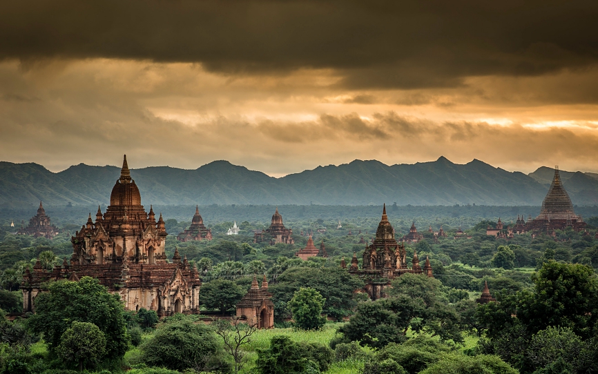 Travel Myanmar from Austria