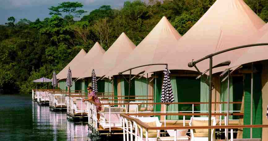 4 rivers floating lodge