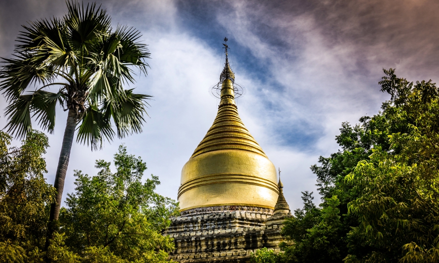 bagan golden pagoda