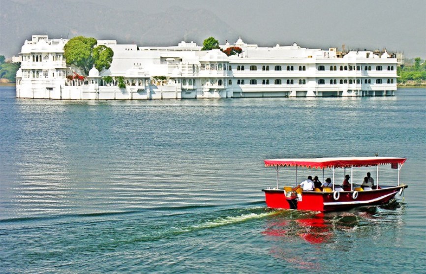 Cruise Udaipur