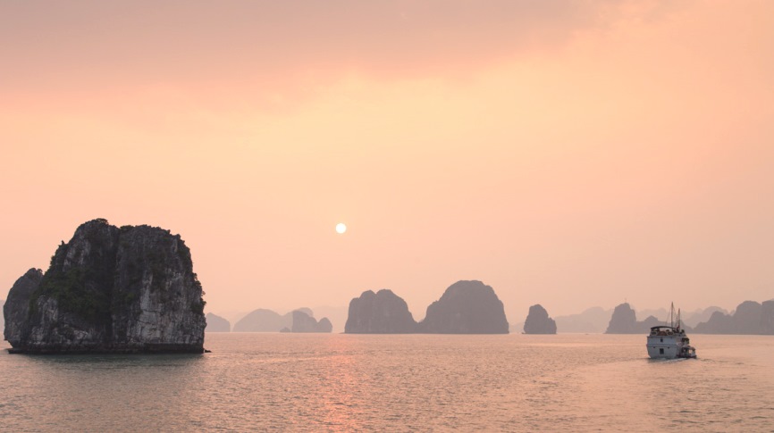 halong sunset