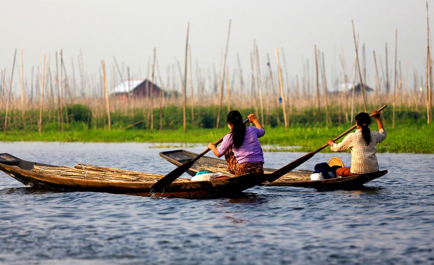 inle working women